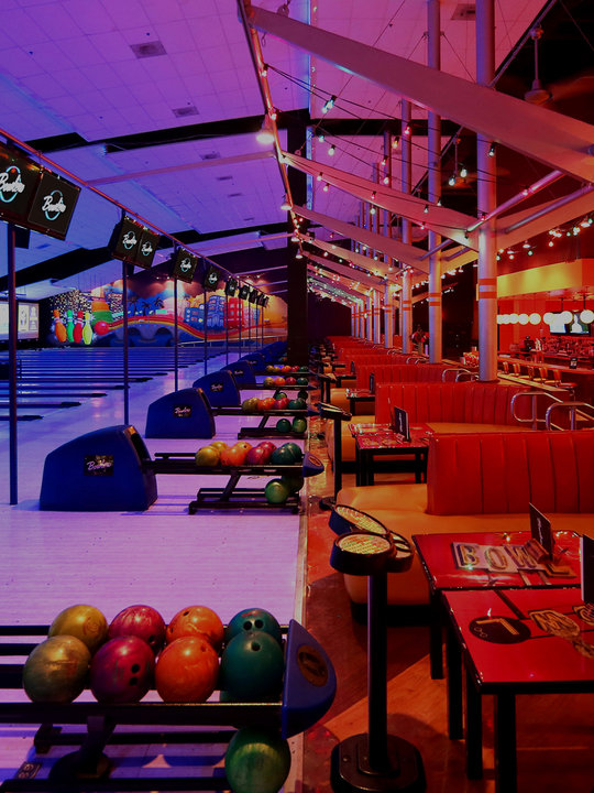 Bowling Alley & Laser Tag In Miami, FL | Bowlero