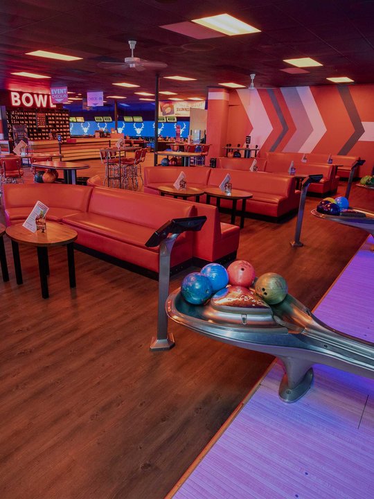 Bowling Alley, Sports Bar, & More | Bowlero North Sacramento