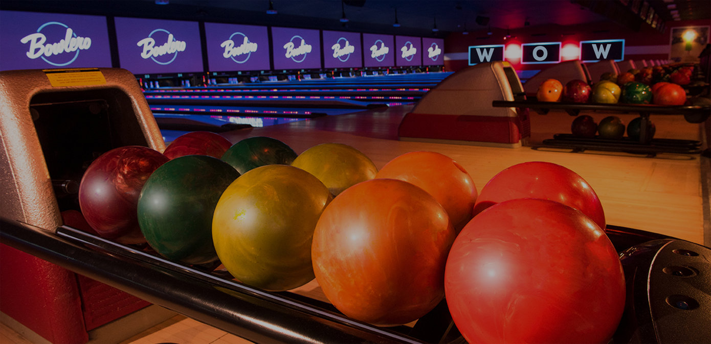 Bowling Alley And Sports Bar In Fair Lawn | Bowlero