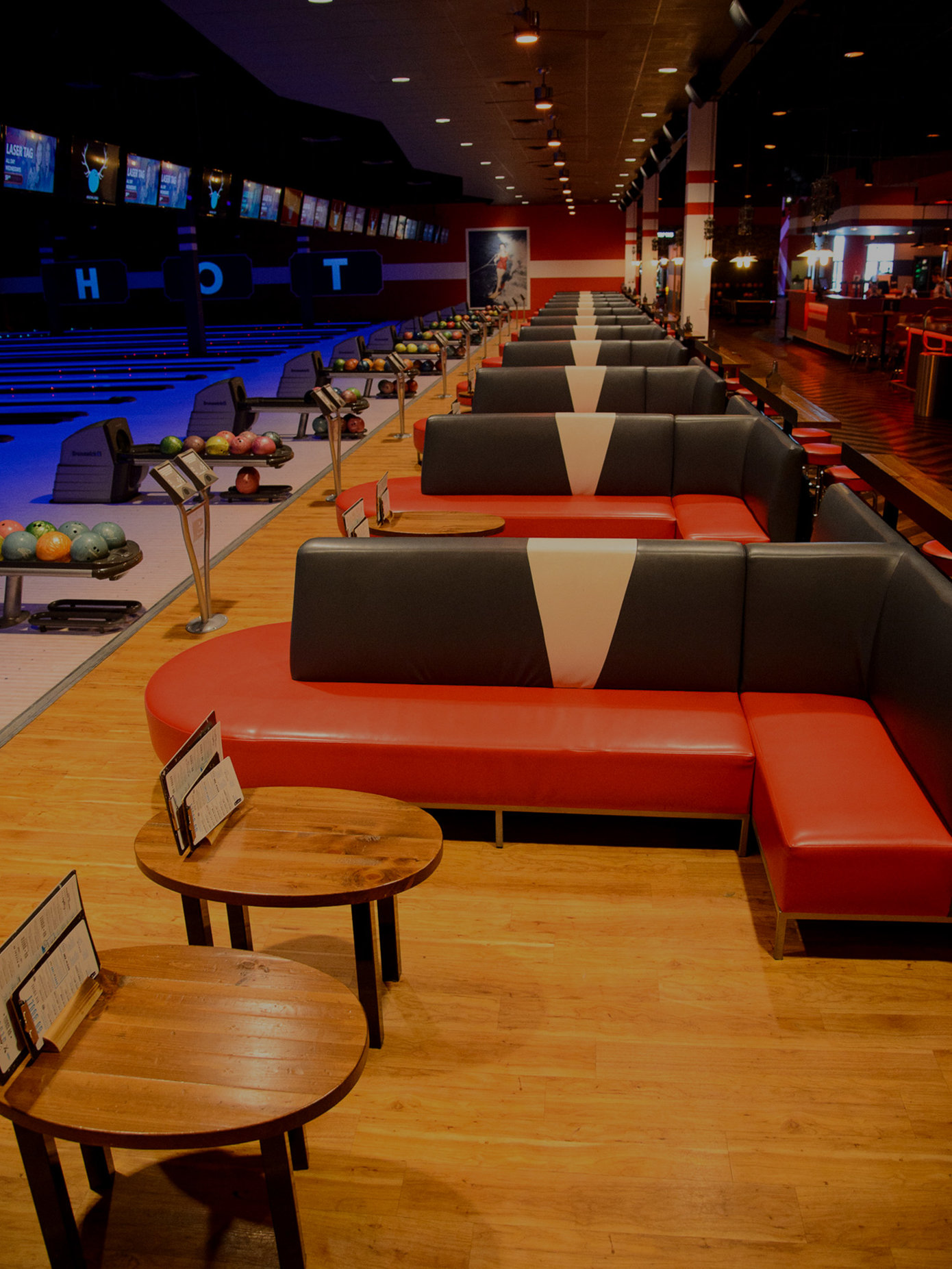 Bowling Alley With Private Lanes In San Jose Bowlero